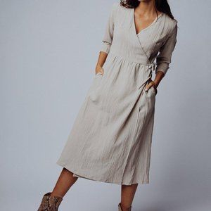 NWT Clad and cloth You're My Home Wrap Dress sz M
